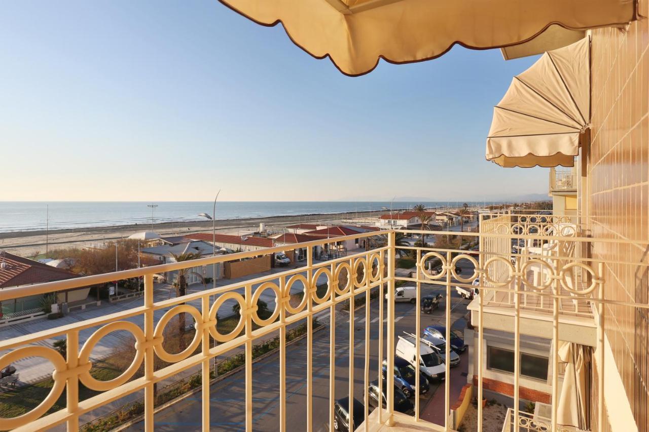 Hotel Brunella Λίντο ντι Καμαϊόρε Εξωτερικό φωτογραφία